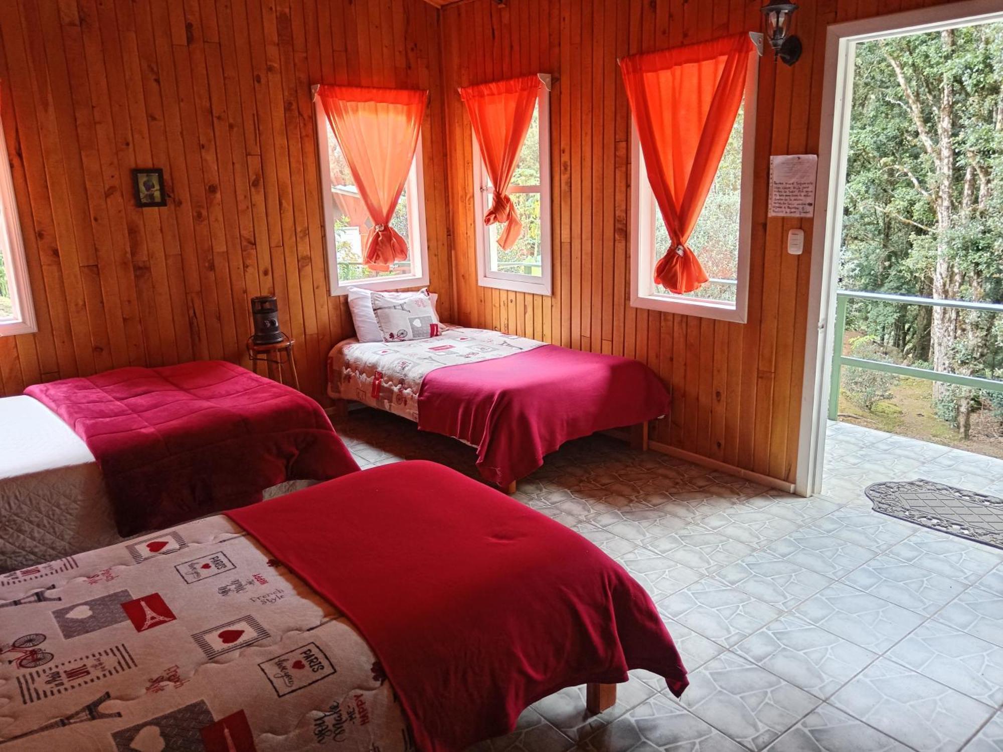 Miriam'S Quetzals Lodge San Gerardo de Dota Eksteriør billede